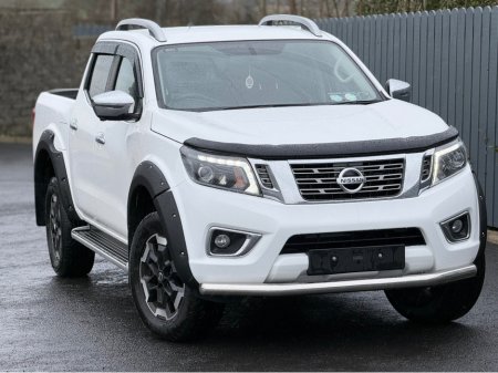 2021 Nissan Navara EXTREMELY LOW MILES - BODYKIT JUST FITTED! €25,500 thumbnail