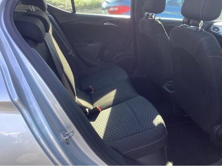 2017 Opel Astra - thumbnail 12