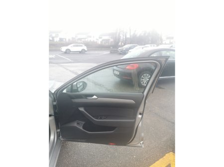 2016 Volkswagen Passat 1.6 TDI BLUEMOTION 120PS 4DR €9,000