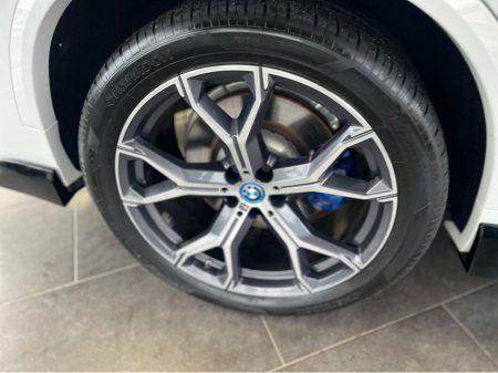 2022 BMW X5 - view 4