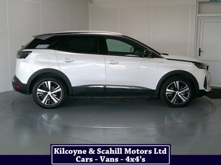 2023 Peugeot 3008 - thumbnail 9