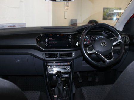 2020 Volkswagen T-Cross Life 1.0 TSI M5F 95HP 5DR €19,999 thumbnail