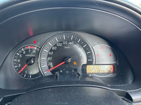 2015 Nissan Micra - thumbnail 16