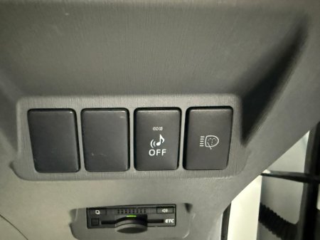 2013 Toyota Prius  €12,490 thumbnail