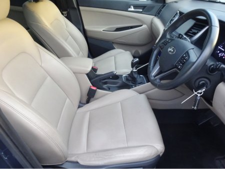 2017 Hyundai Tucson 1.7 EXECUTIVE 5 DOOR LOW MILEAGE €11,950 thumbnail