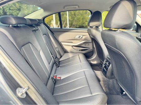 2021 BMW 3 Series G20 320D SE AUTO * BLACK PACK * €29,950 thumbnail