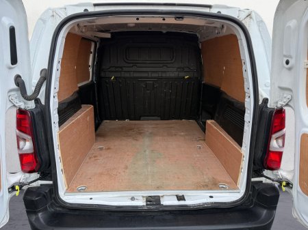 2021 Opel Combo - thumbnail 7