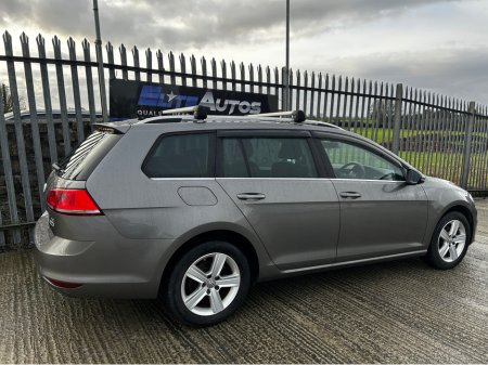 2016 Volkswagen Golf Comfortline 1.2 automatic €13,500 thumbnail