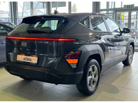 2026 Hyundai Kona 1.6 HYBRID Signature Auto €37,900