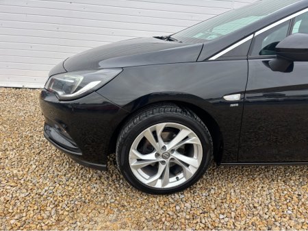 2017 Opel Astra ASTRA+ SRI 1.0T 105PS S/S 5DR €9,950 thumbnail