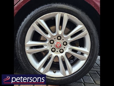 2015 Jaguar XE 2.0L 14D ADJ200 PRESTIGE 4DR AUTOMATIC €12,950 thumbnail