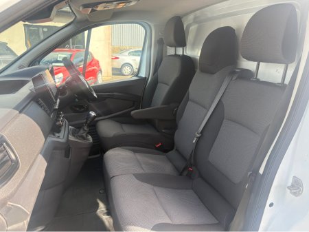 2023 Renault Trafic - thumbnail 14