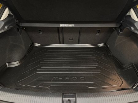 2020 Volkswagen T-Roc - thumbnail 18