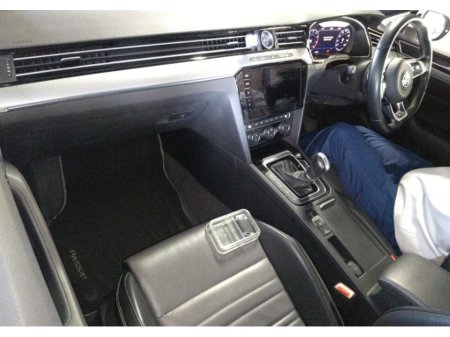 2019 Volkswagen Passat - thumbnail 8