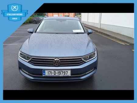2017 Volkswagen Passat CL 1.6 TDI MANUAL 6SPEED FWD 120HP 4DR €14,950 thumbnail