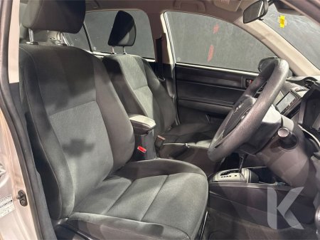 2020 Toyota Corolla - thumbnail 16