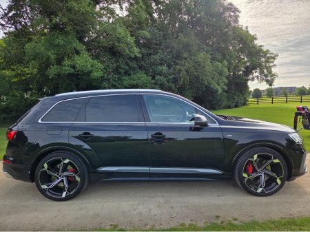 2020 Audi Q7 2020 AUDI Q7 55 TFSI QUATTRO SLINE BLACK EDITION €52,000 thumbnail