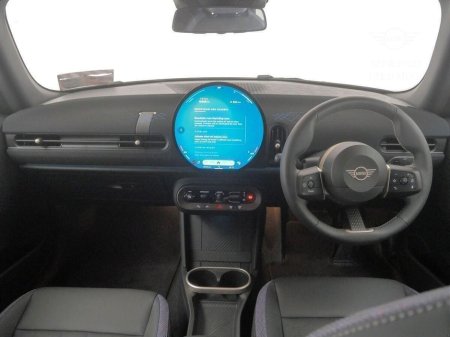 2025 MINI Hatch Cooper C €44,900 thumbnail