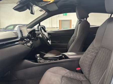 2022 Toyota C-HR - thumbnail 6