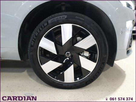 2025 Volvo XC60 Xc60 + T6 PHEV AWD PLUS DARK €61,950 thumbnail