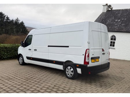 2022 Renault Master 135  BUSINESS NO VAT €22,750 thumbnail