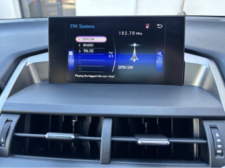 2017 Lexus NX 300 h - thumbnail 17