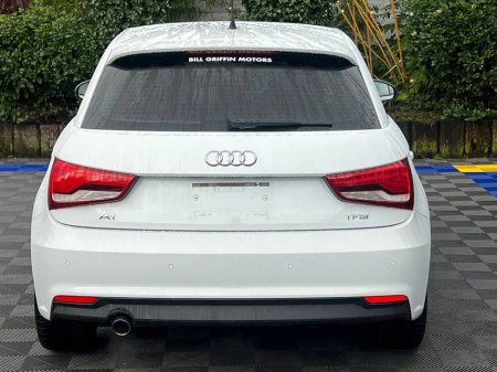 2018 Audi A1 S-LINE PACK 1.0 TFSI // AUDI SERVICE HISTORY // NEW 17" S-LINE ALLOYS // PARKING SENSORS €16,900 thumbnail