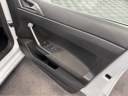 2018 Volkswagen Polo - thumbnail 8