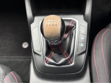 2019 Ford Focus 1.0 PETROL ST-LINE €15,990 thumbnail