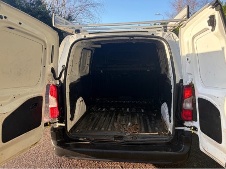 2022 Toyota Proace City 1.5 D GX SWB 6 650KG 3DR €14,195 thumbnail