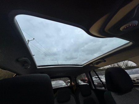 2017 Citroen Grand C4 Picasso - thumbnail 20