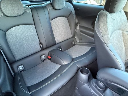 2021 MINI Cooper D 1.5 DIESEL - AUTO - 12M WARRANTY - CAR: 1652 thumbnail