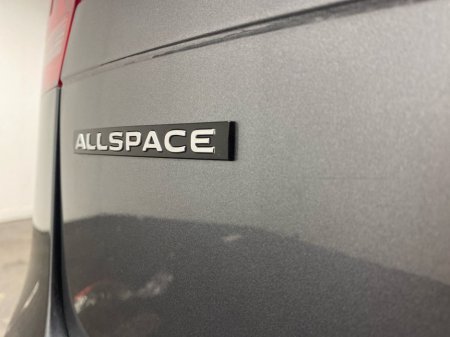 2024 Volkswagen Tiguan - thumbnail 31