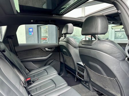 2021 Audi Q7 - thumbnail 18