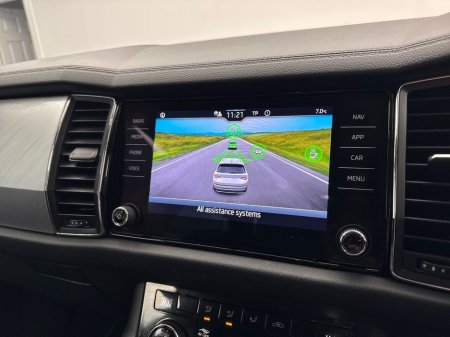 2024 Skoda Kodiaq 2.0TDI DSG AMB *5.9% APR* €90 PER WEEK ON PCP €46,995 thumbnail