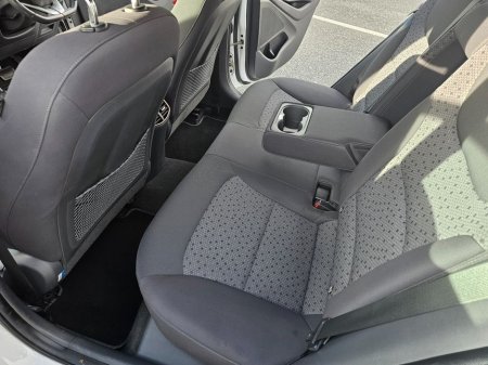 2018 Hyundai Ioniq FULL E V, 200 KM RANGE, FULL DEALER HISTORY, NEW NCT, FINANCE, WARRANTY, 5 STAR REVIEWS €9,995 thumbnail