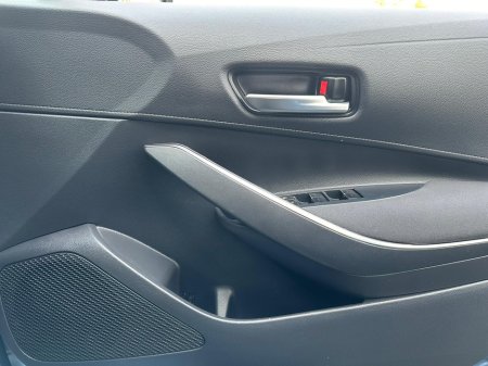 2021 Toyota Corolla - thumbnail 27