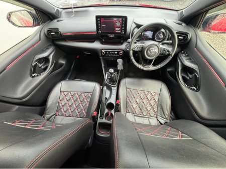 2021 Toyota Yaris TOYOTA YARIS €20,500 thumbnail