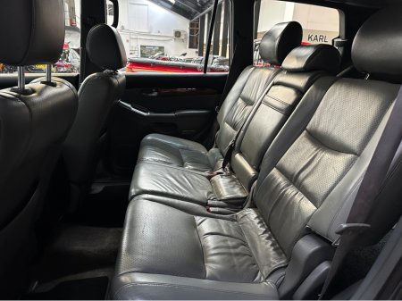 2004 Toyota Landcruiser - thumbnail 20