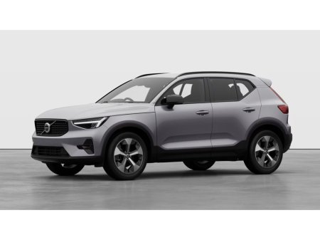 2026 Volvo XC40 - thumbnail 3