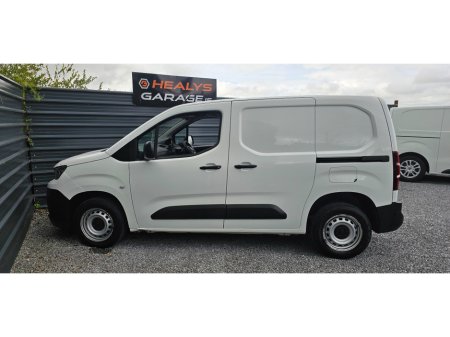 2022 Peugeot Partner ACTIVE 1.5 BLUE HDI 10 100 6.3 2DR €14,500