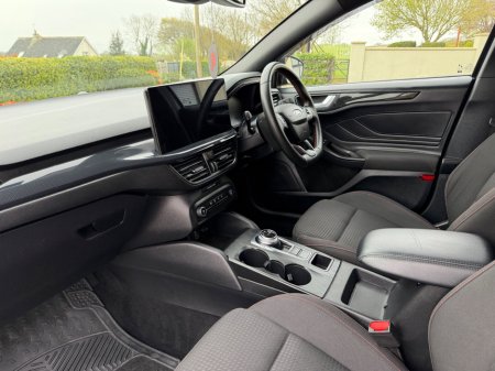 2024 Ford Focus - thumbnail 16
