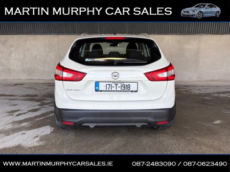 2017 Nissan Qashqai - thumbnail 5