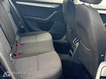 2015 Skoda Octavia AMBITION 1.6 TDI €48 PW €9,995 thumbnail