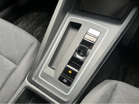 2022 Volkswagen Golf ADAVANCE AUTOMATIC 2.0 DIESEL //HEATED SEATS AND STEERING WHEEL//HEAD UP DISPLAY//REVERSE CAMERA//KEYLESS ENTRY// €27,950 thumbnail