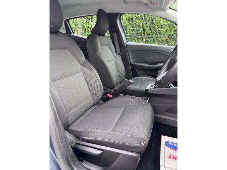 2022 Renault Clio - thumbnail 11