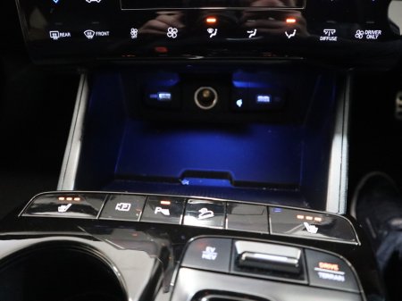 2022 Hyundai Tucson *109* N LINE T-GDI PHEV 4X4 €29,995 thumbnail