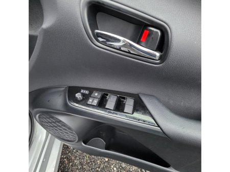 2022 Toyota Prius 1.8 Hybrid Luxury with Sat Navi & JBL €22,950 thumbnail