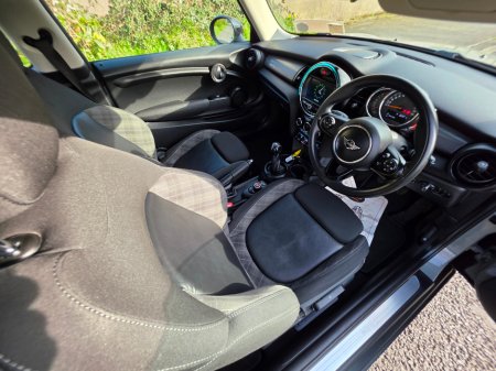 2018 MINI Cooper - thumbnail 10