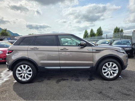 2017 Land Rover Range Rover Evoque TD4 SE 4 X 4 ** IRISH CAR ** FULL LEATHER INTERIOR ** PARKING SENSORS ** CRUISE CONTROL ** 2 KEYS ** STUNNING CAR ** €15,995